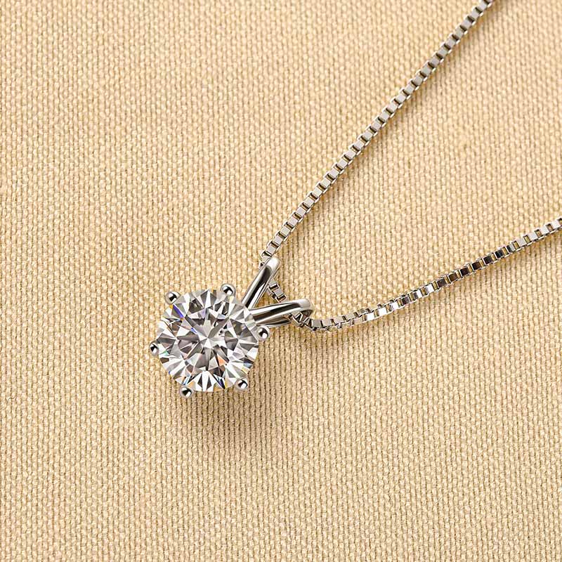 Elegant Yellow Gold Moissanite Necklace for Everlasting Romance
