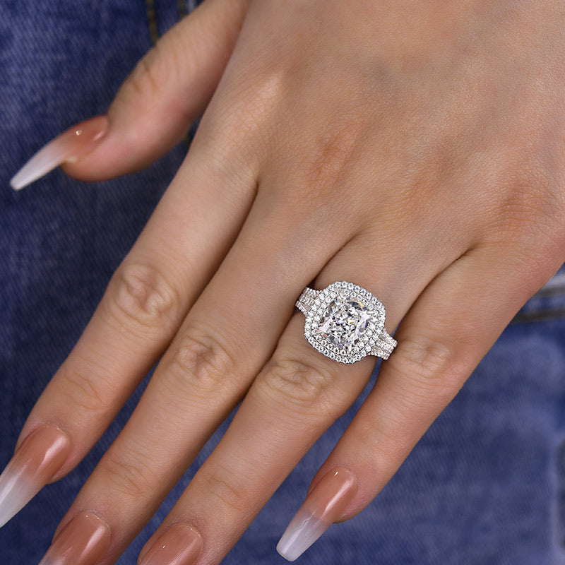 3.0ct Cushion Cut Simulated Diamond Engagement Ring in White Gold
