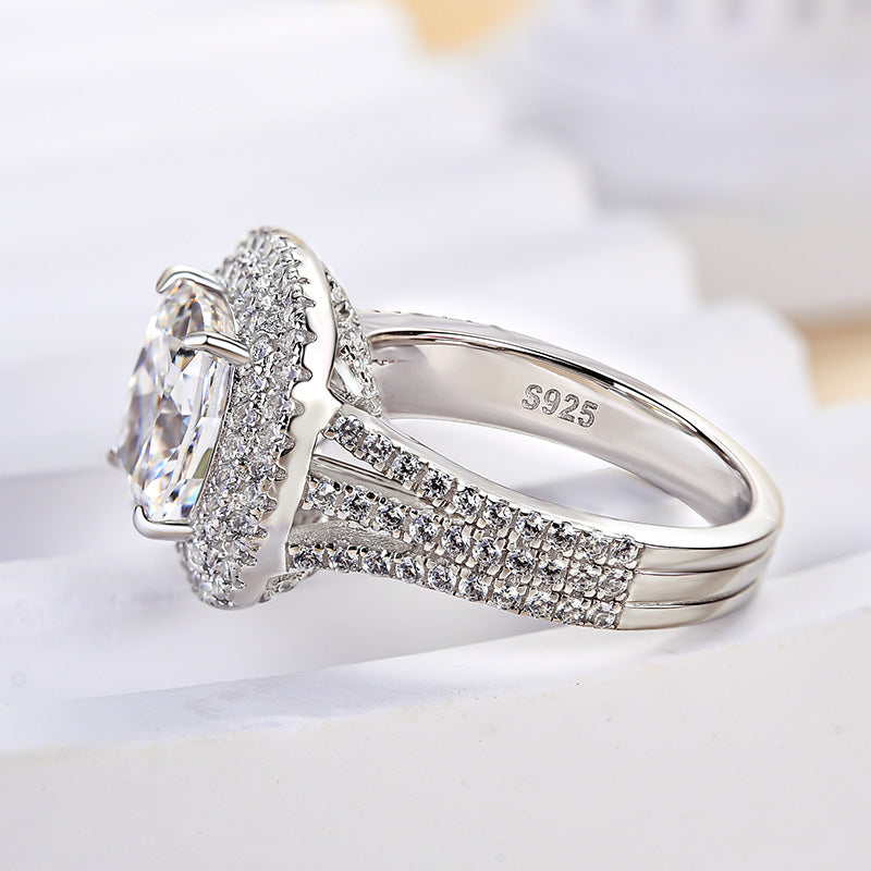 3.0ct Cushion Cut Simulated Diamond Engagement Ring in White Gold