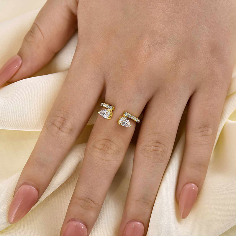 Pear & Round Cut Simulated Diamond Band – Sterling Silver