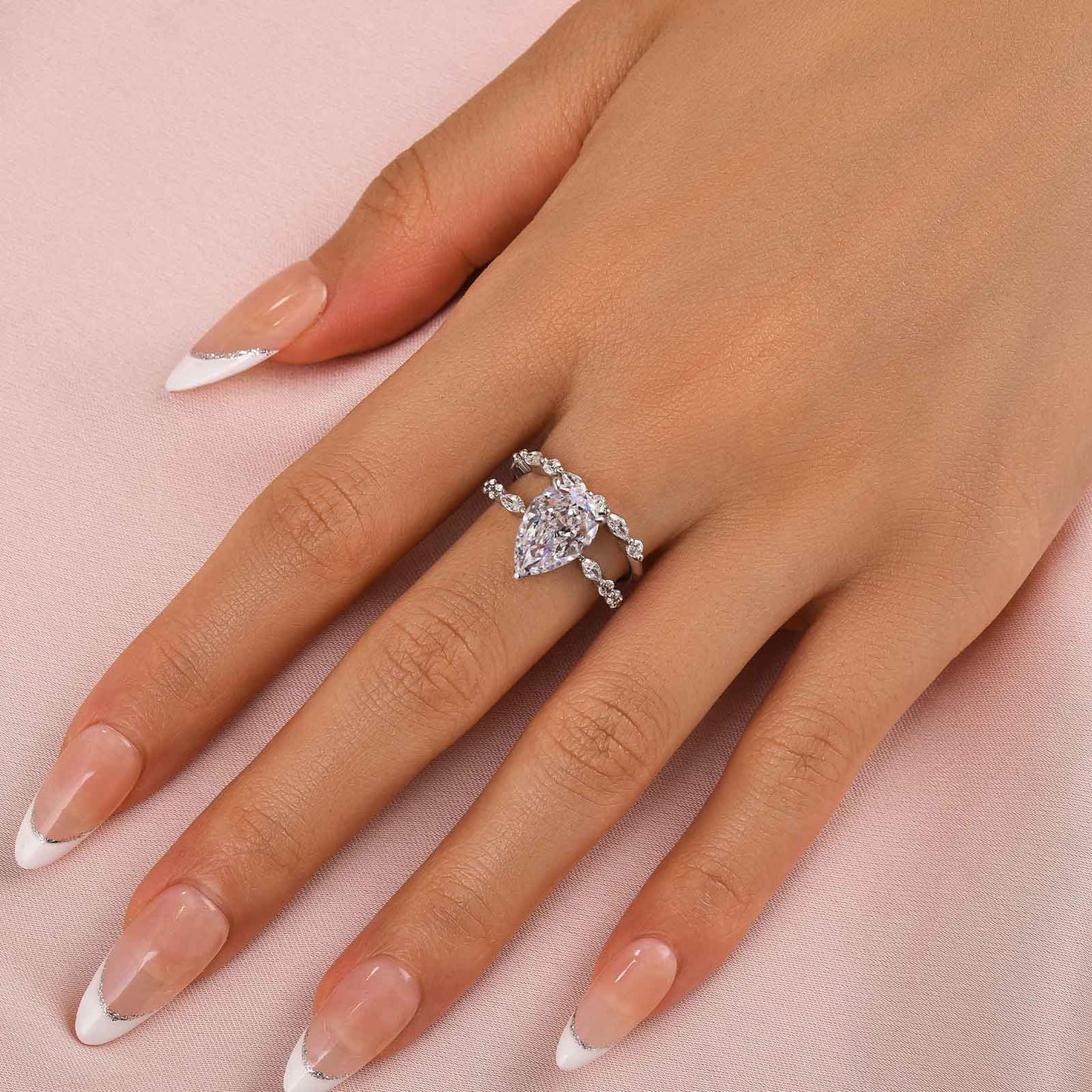 Elegant Pear Cut Ring Set for Women in Sterling Silver