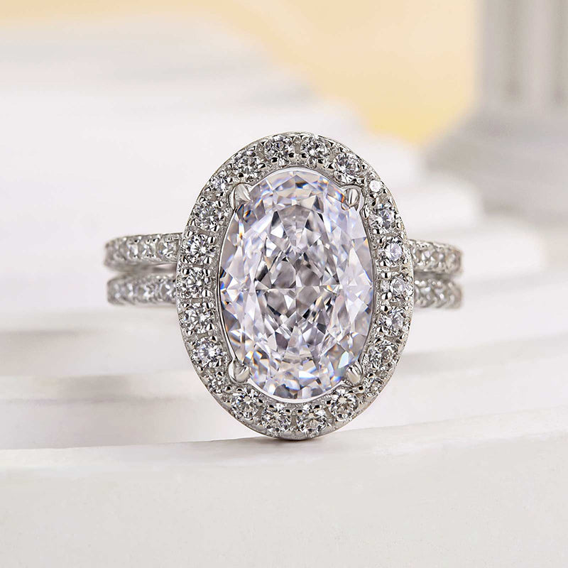 Timeless Love Oval Diamond Bridal Set