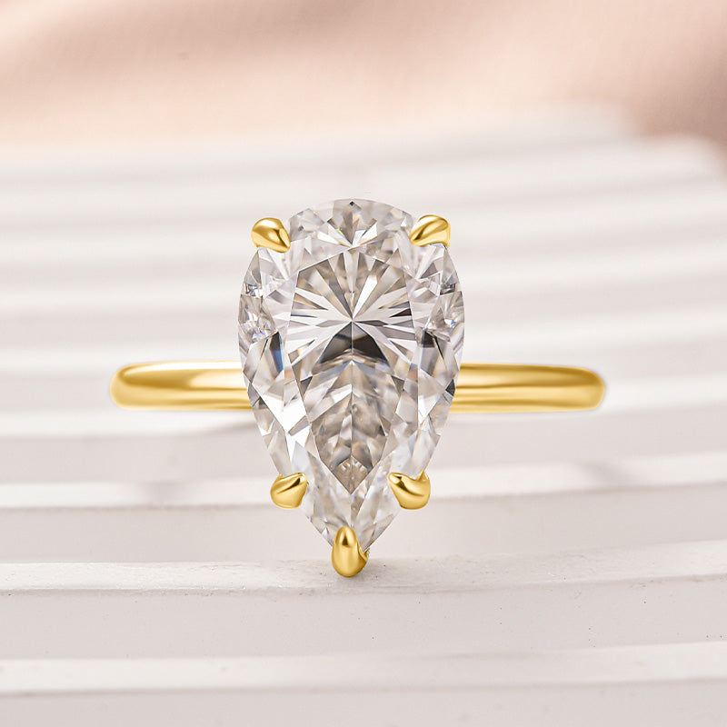 4.0CT Pear Moissanite Ring – 925 Silver 18K Gold Plated