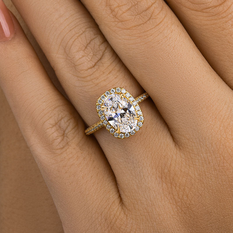 Timeless 2.25ct Oval Diamond Ring with Pavé Detailing