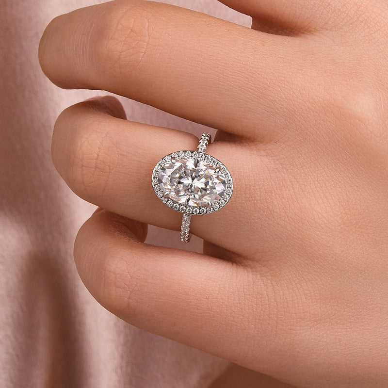 4.0CT Oval Moissanite Halo Ring – 925 Silver 18K White Gold