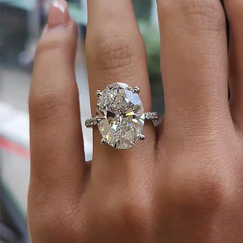 Stunning 8.0 Carat Oval Cut Simulated Diamond Ring – Sterling Silver