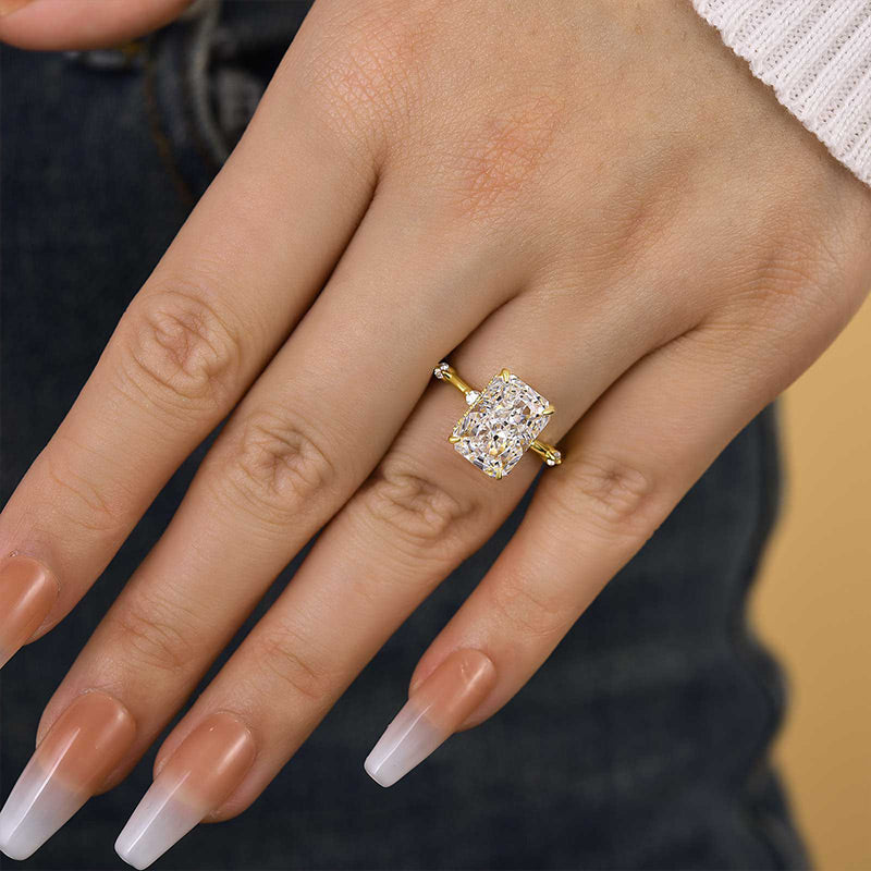 5.0 Carat Radiant Cut Crushed Ice Diamond Ring