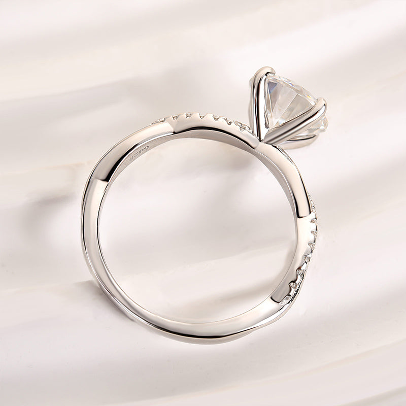 2.0Ct Round Moissanite Ring – 925 Silver in White/Yellow/Rose Gold