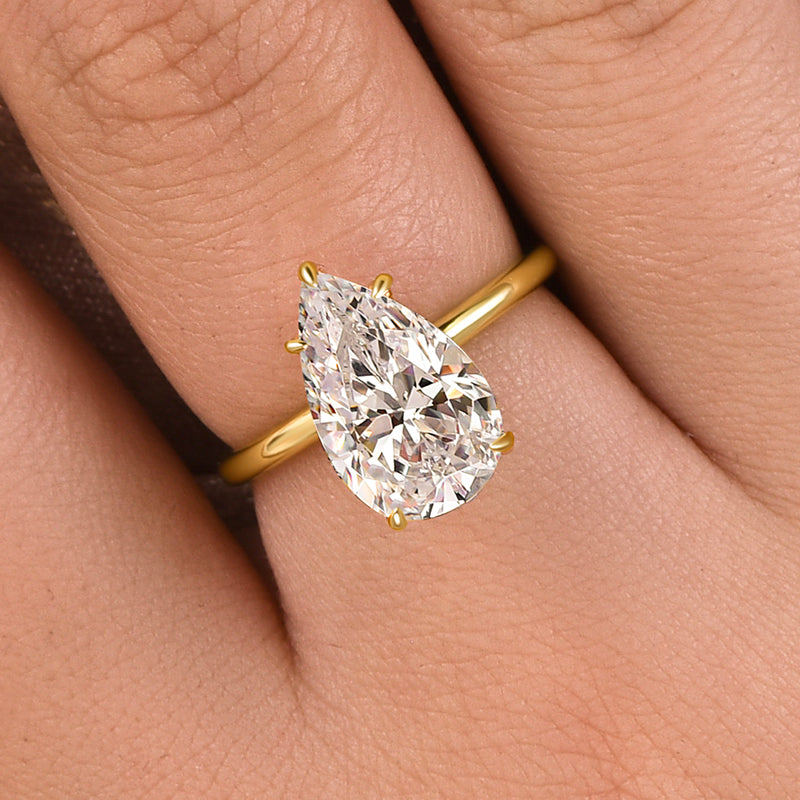 4.0CT Pear Moissanite Ring – 925 Silver 18K Gold Plated