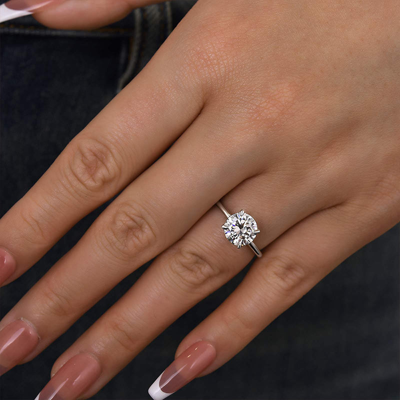 2.0Ct 4-Prong Round Moissanite Ring - Dual-Tone