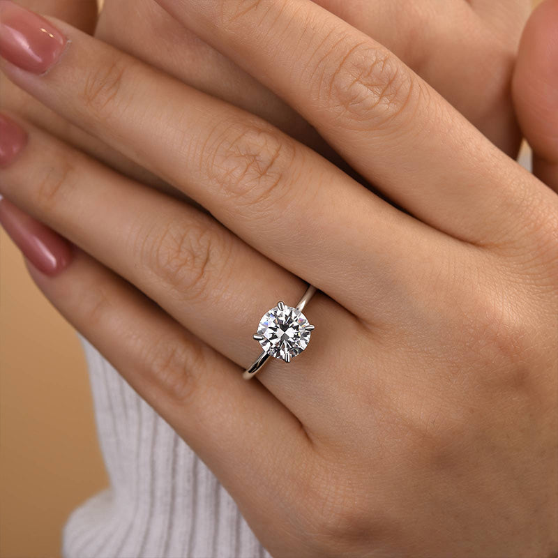 2.0Ct 4-Prong Round Moissanite Ring - Dual-Tone