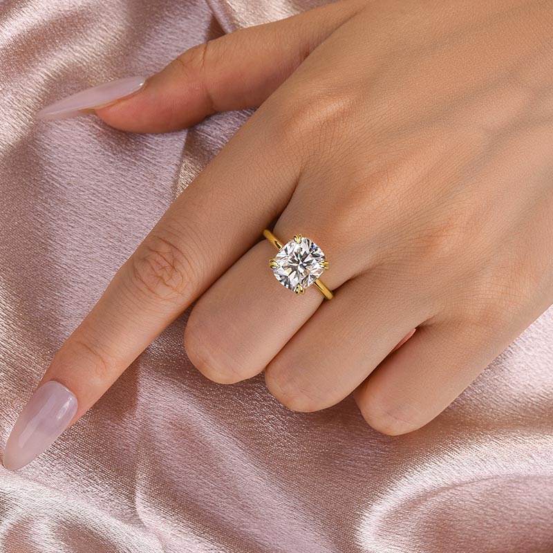 4.5ct Cushion Moissanite Engagement Ring - Sterling Silver