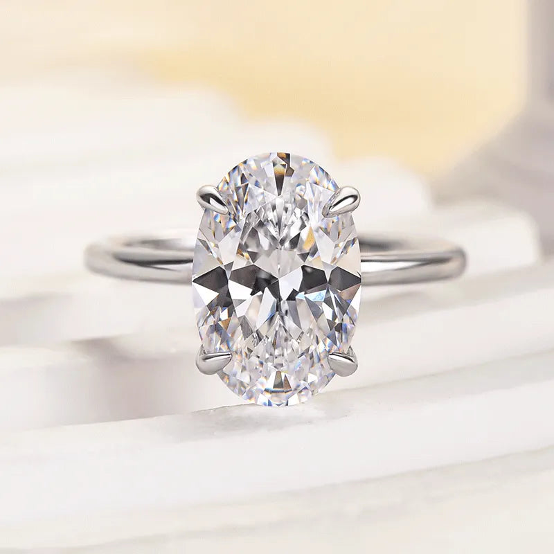 3.5 Carat White Oval-Cut Simulated Diamond Ring in Sterling Silver