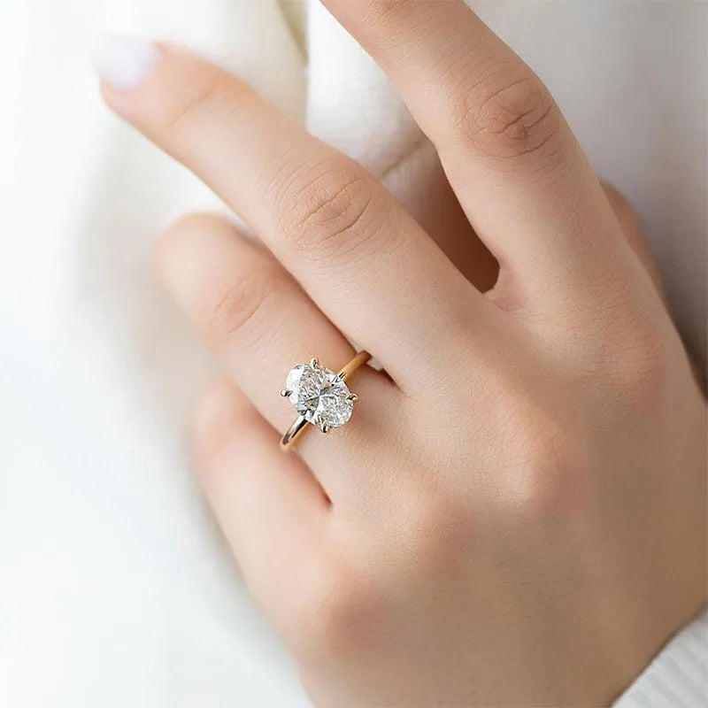 3.5 Carat White Oval-Cut Simulated Diamond Ring in Sterling Silver