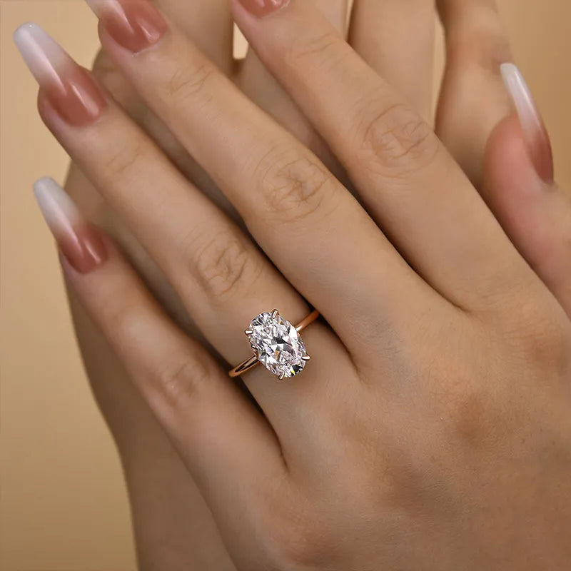 3.5 Carat White Oval-Cut Simulated Diamond Ring in Sterling Silver