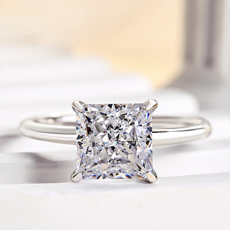 Anillo de oro blanco de 2,0 ct con diamantes simulados de talla princesa
