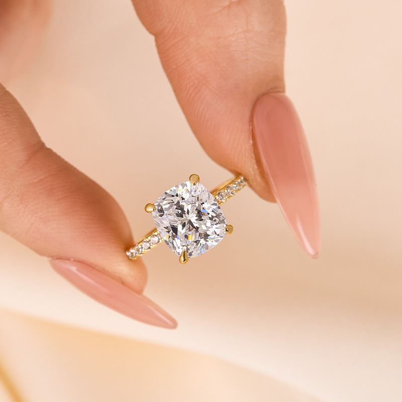 6.5ct White Gold Cushion Simulated Diamond Ring, Elegant & Timeless