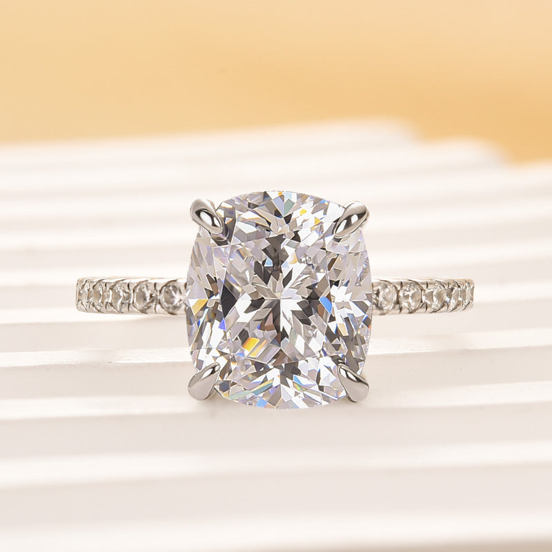 6.5ct White Gold Cushion Simulated Diamond Ring, Elegant & Timeless