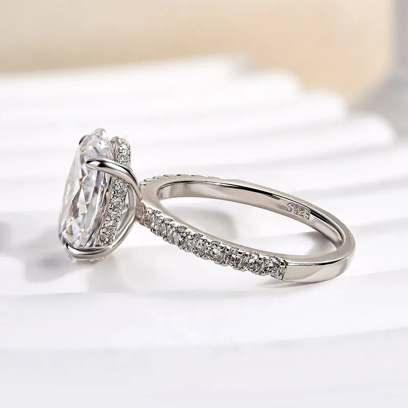 3.5Ct White Oval Sona Diamond White Gold or Gold Engagement Ring