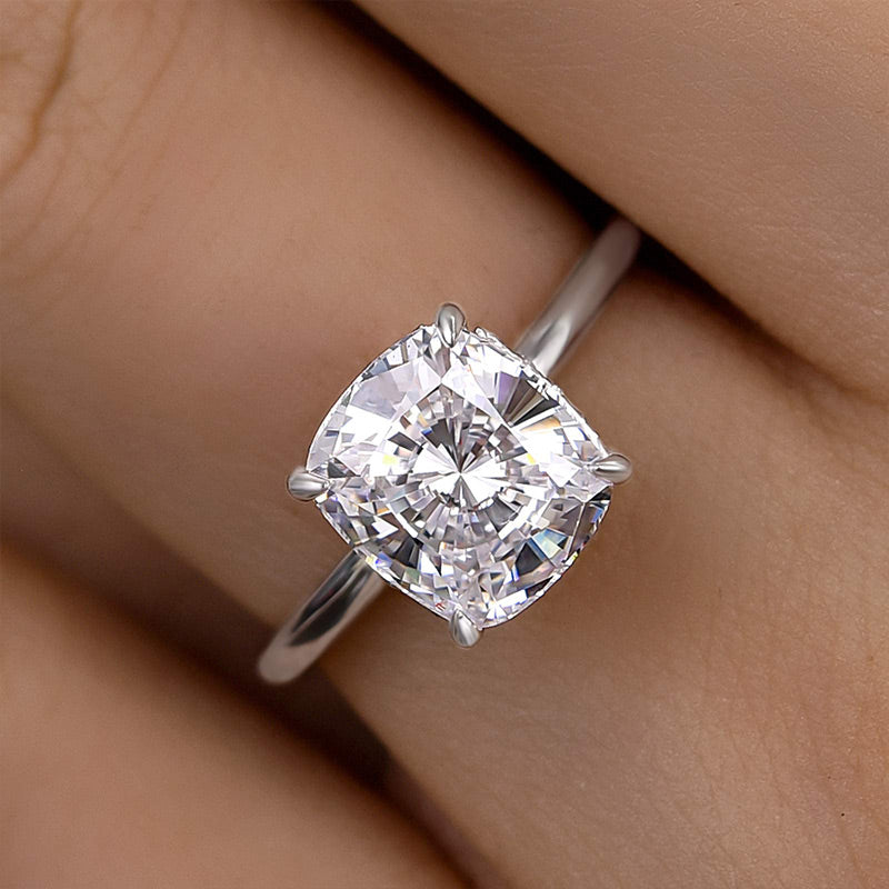 3.0 Carat Cushion-Cut Simulated Diamond Engagement Ring - Timeless Elegance