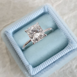 3.0 Carat Cushion-Cut Simulated Diamond Engagement Ring - Timeless Elegance