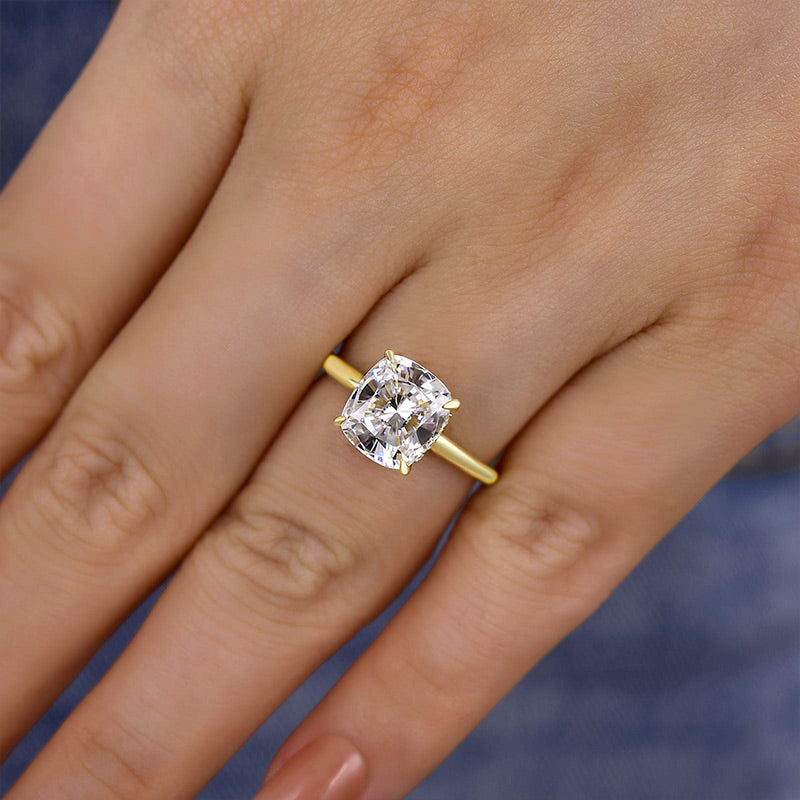 3.0 Carat Cushion-Cut Simulated Diamond Engagement Ring - Timeless Elegance