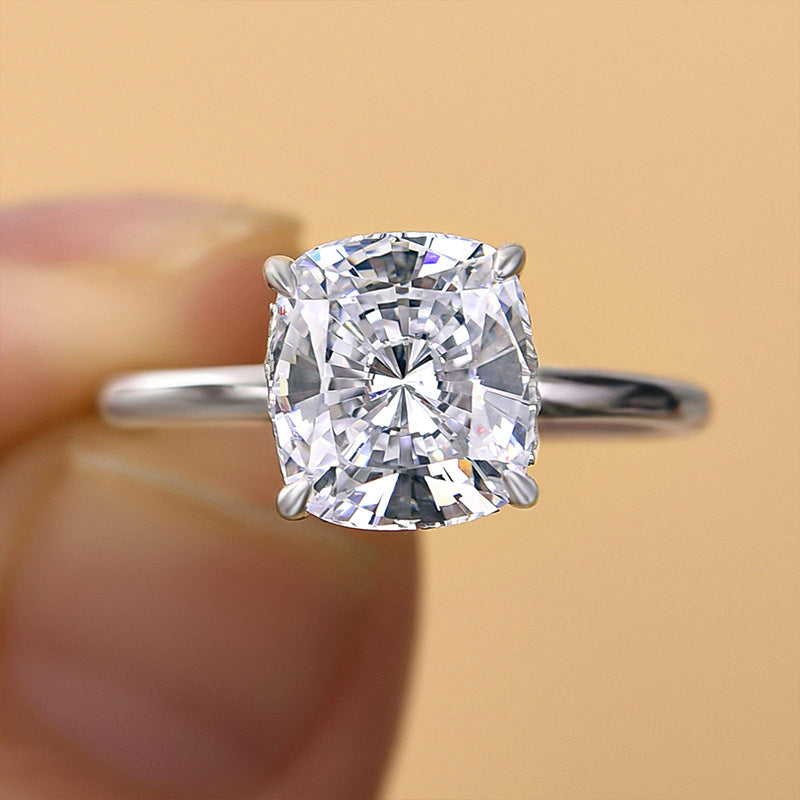 3.0 Carat Cushion-Cut Simulated Diamond Engagement Ring - Timeless Elegance