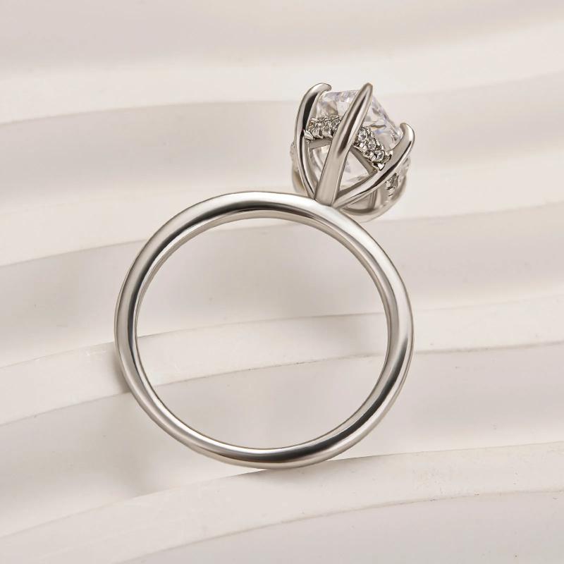 3.5 Carat Marquise Cut Simulated Diamond Ring – Sterling Silver