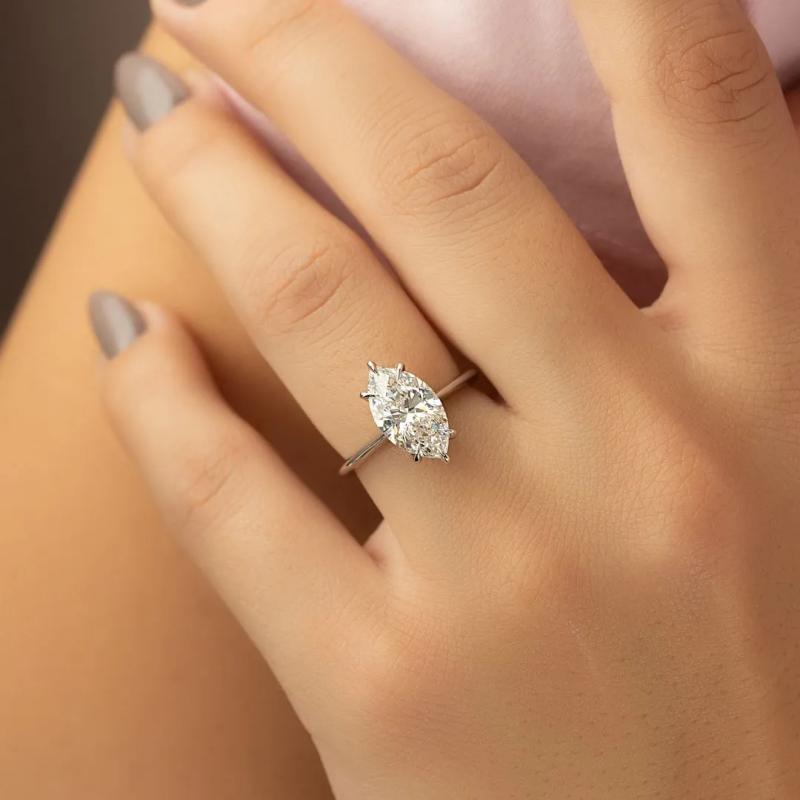 3.5 Carat Marquise Cut Simulated Diamond Ring – Sterling Silver