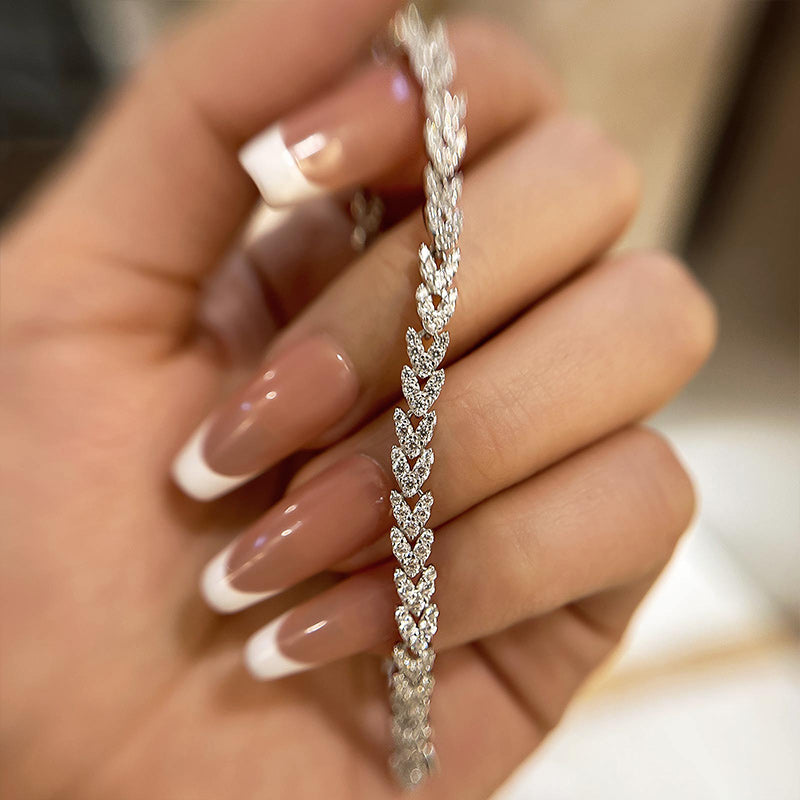 Luxurious Round-Cut Simulated Diamond Bracelet in 18K White Gold