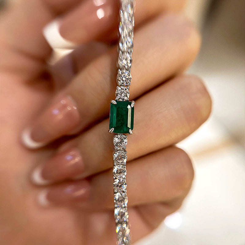 Elegante pulsera de plata de ley con esmeraldas y diamantes