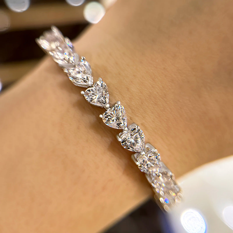 Romantic Heart-Cut Simulated Diamond Bracelet in White Gold