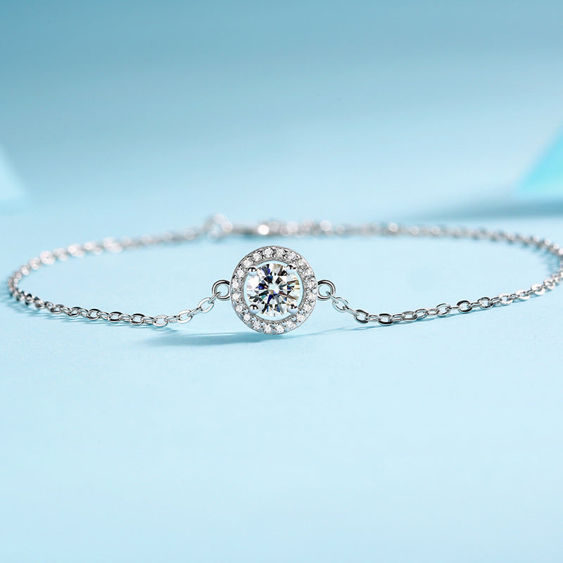 Chic Round-Cut Moissanite Bracelet with 18K White Gold