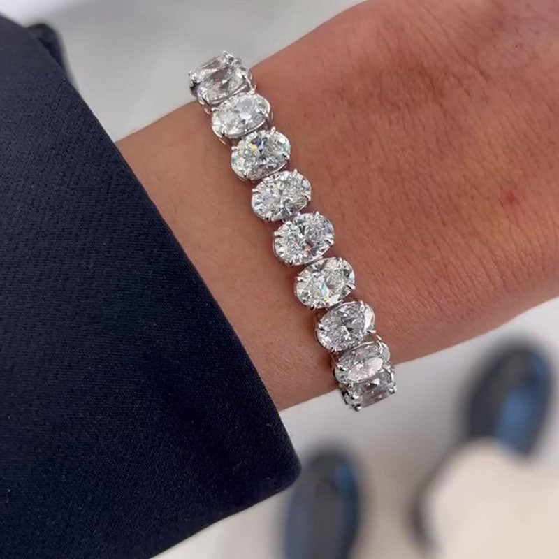 Elegant Oval-Cut Simulated Diamond Bracelet in 18K White Gold