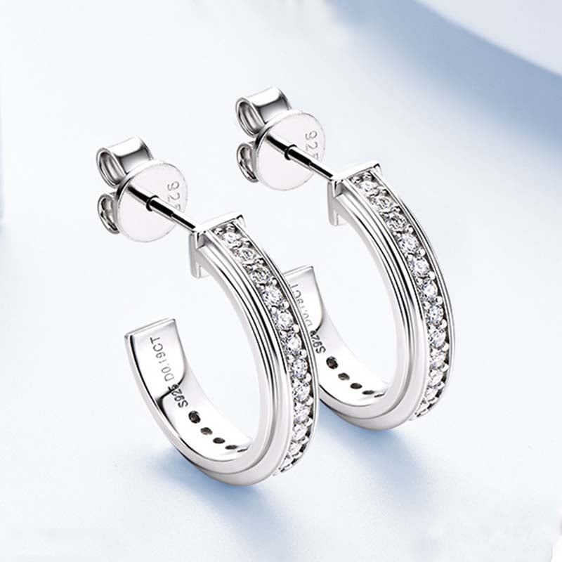 Timeless Round Moissanite Stud Earrings
