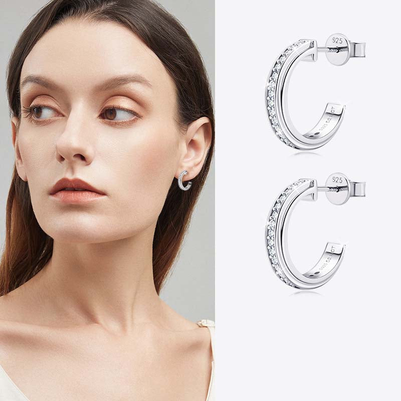 Timeless Round Moissanite Stud Earrings