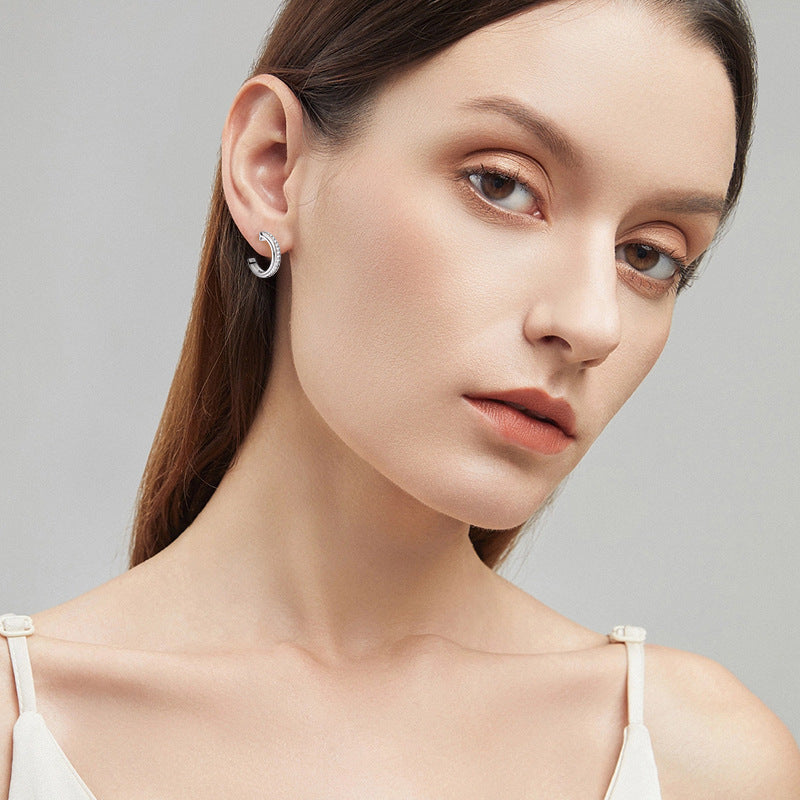 Timeless Round Moissanite Stud Earrings