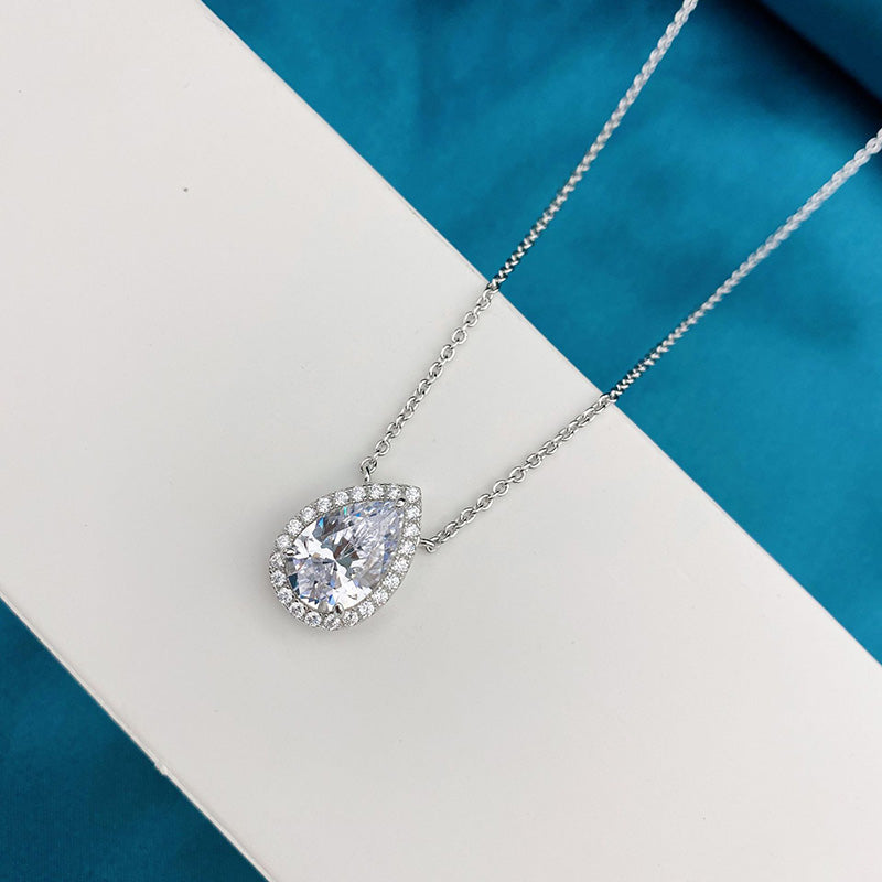 Elegant Pear Cut Simulated Diamond Necklace in White Gold