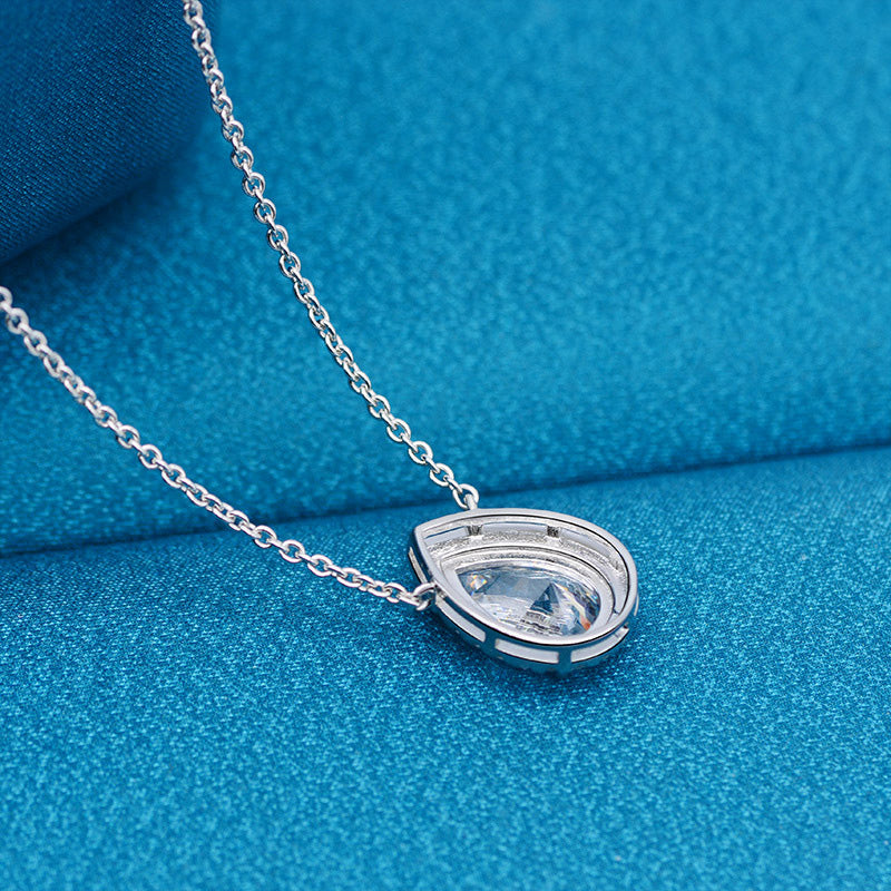 Elegant Pear Cut Simulated Diamond Necklace in White Gold