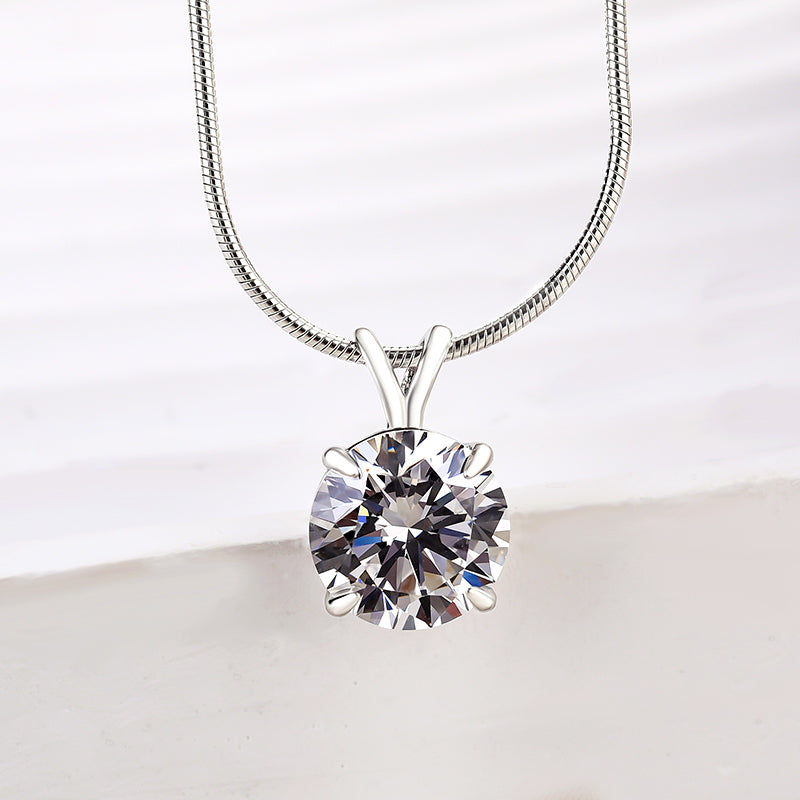 Round Simulated Diamond Necklace in 18K White Gold Plated Silver