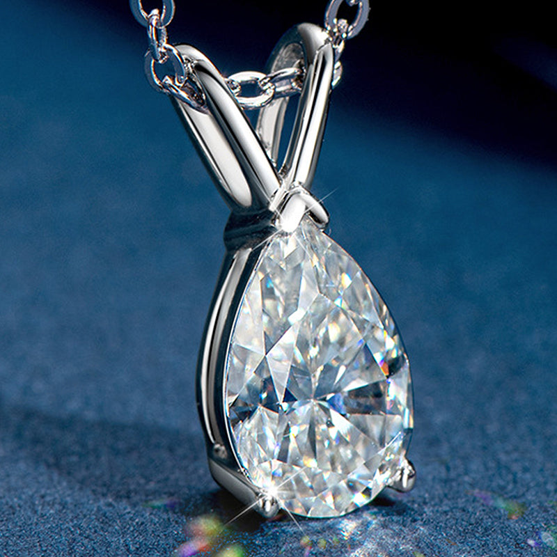 Timeless Pear-Cut Moissanite Necklace – 925 Silver, 18K Gold Plated