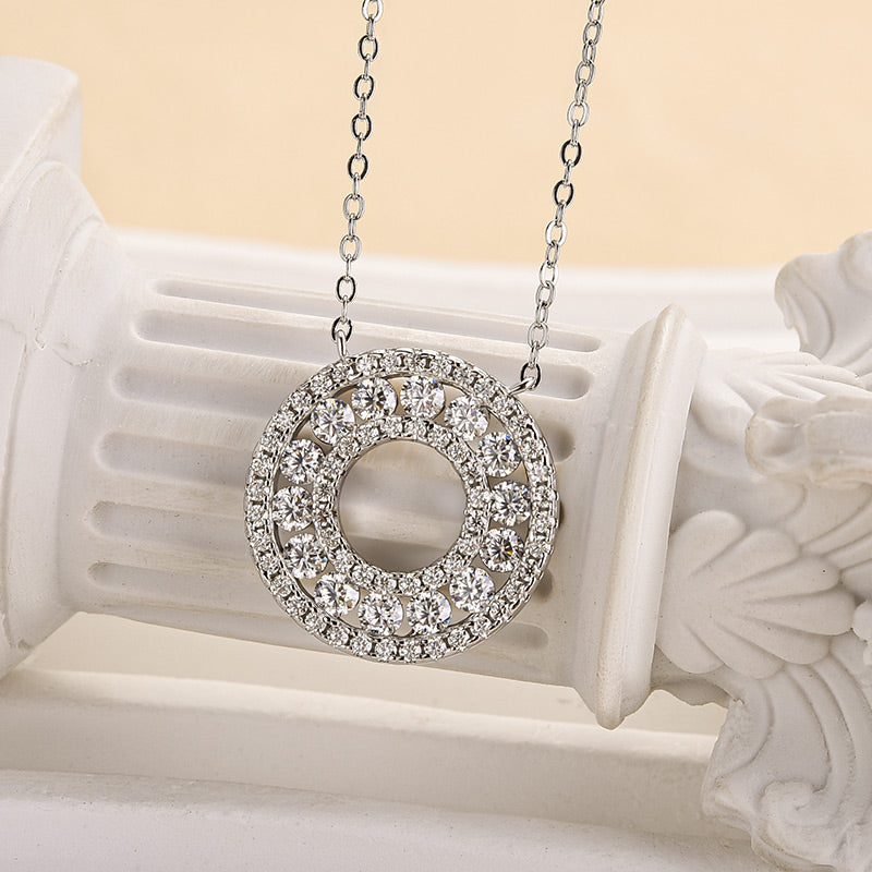 Moissanite Reciprocating Pendant Necklace