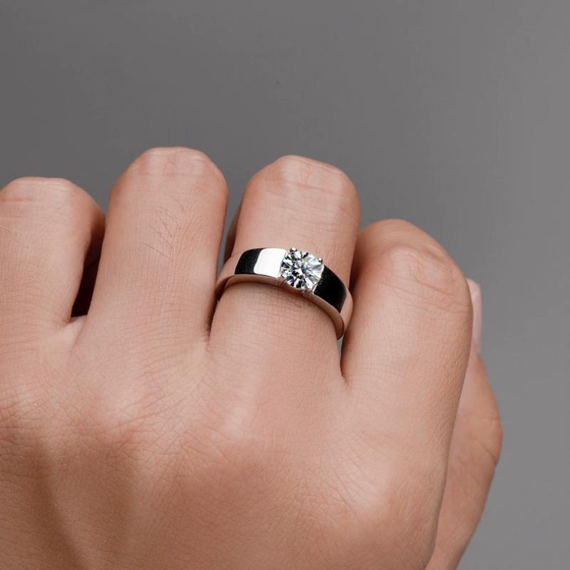 1.0 Carat Moissanite Men's Ring in Sterling Silver with White Gold Plating