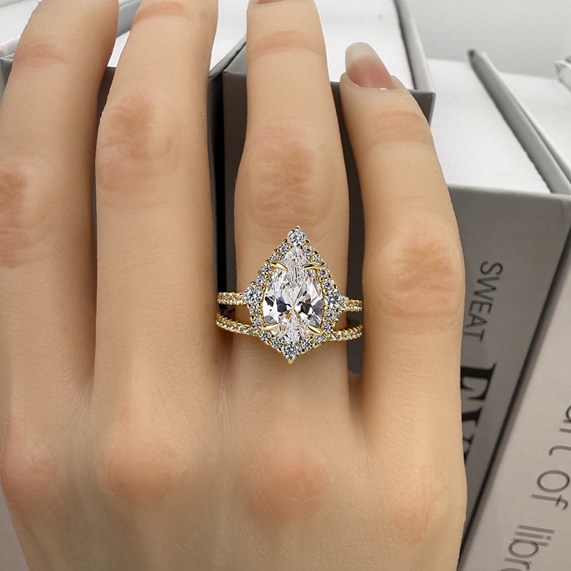 2pcs Engagement Ring Set in 925 Sterling Silver with 3.3 carat Zircon