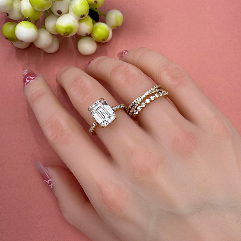 3pcs silver Wedding Set with 4.5 Carat Radiant Cut Gemstone