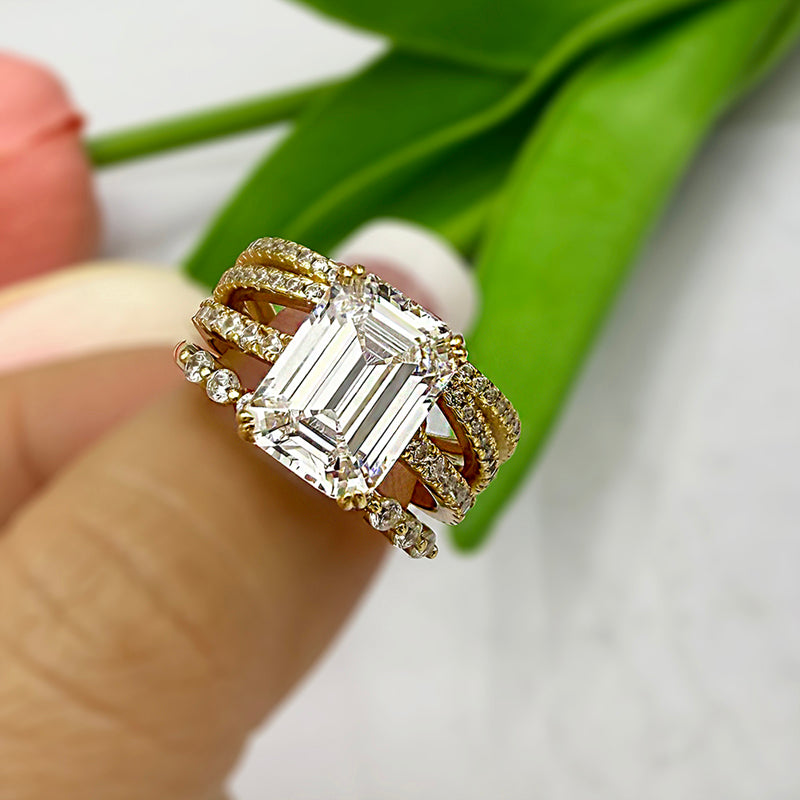 3pcs silver Wedding Set with 4.5 Carat Radiant Cut Gemstone