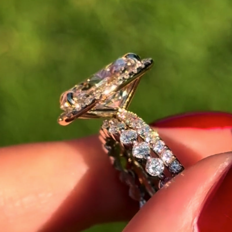 4Ct Oval Halo Simulated Diamond Bridal Set 18K Gold