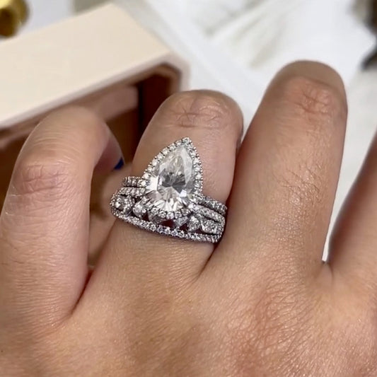 22CT Pear Cut Diamond 2PC Wedding Set 925 Silver 18K White Gold