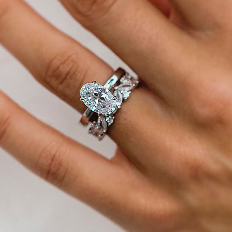 4Ct Oval & Marquise Diamond Ring Set Platinum Plated
