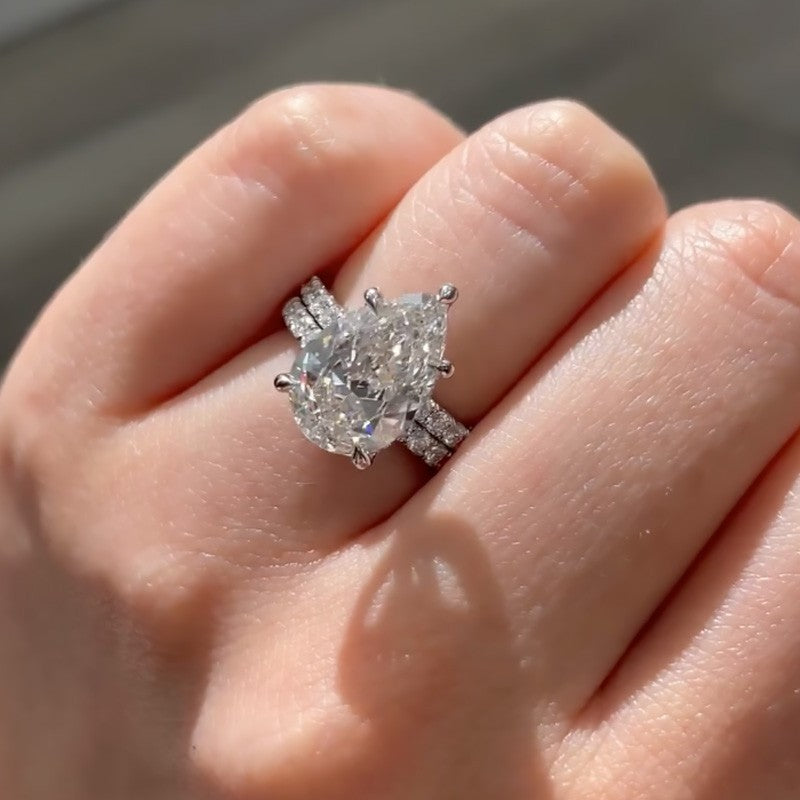 4.5Ct Pear Cut Diamond Ring Set - 18K White Gold Plated